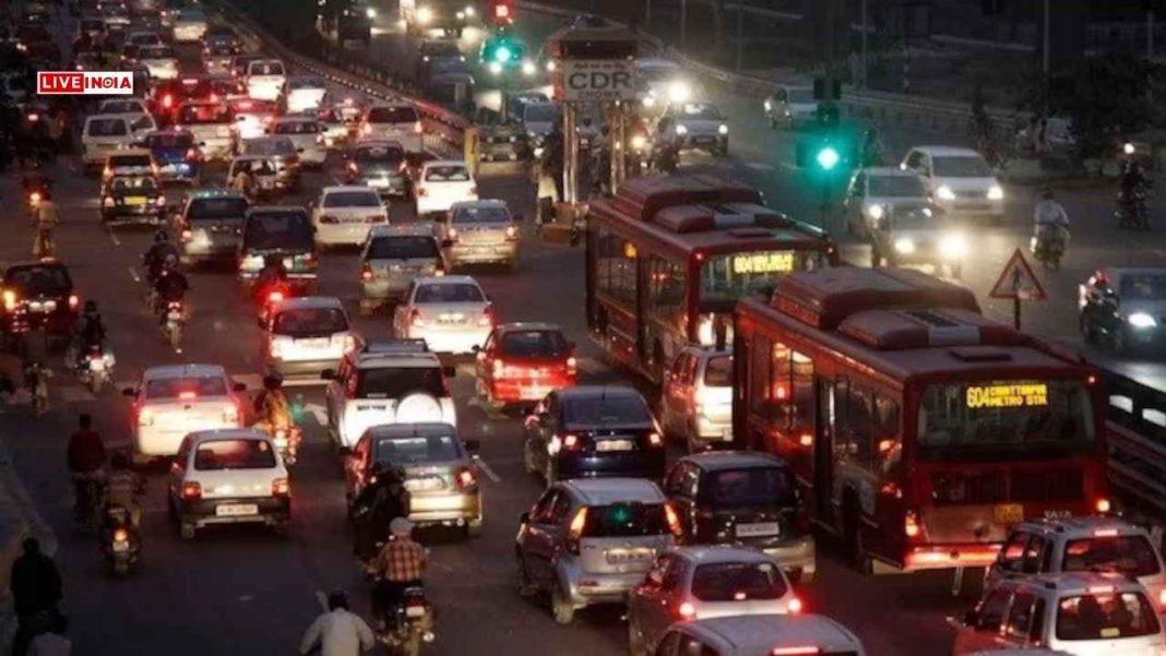 Public Uproar Halts Delhi’s ‘End of Life’ Vehicle Fuel Ban