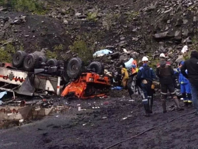 Bus Carrying Mine Workers Plunges Into Ravine In Russia, 13 Dead, 20 Injured
