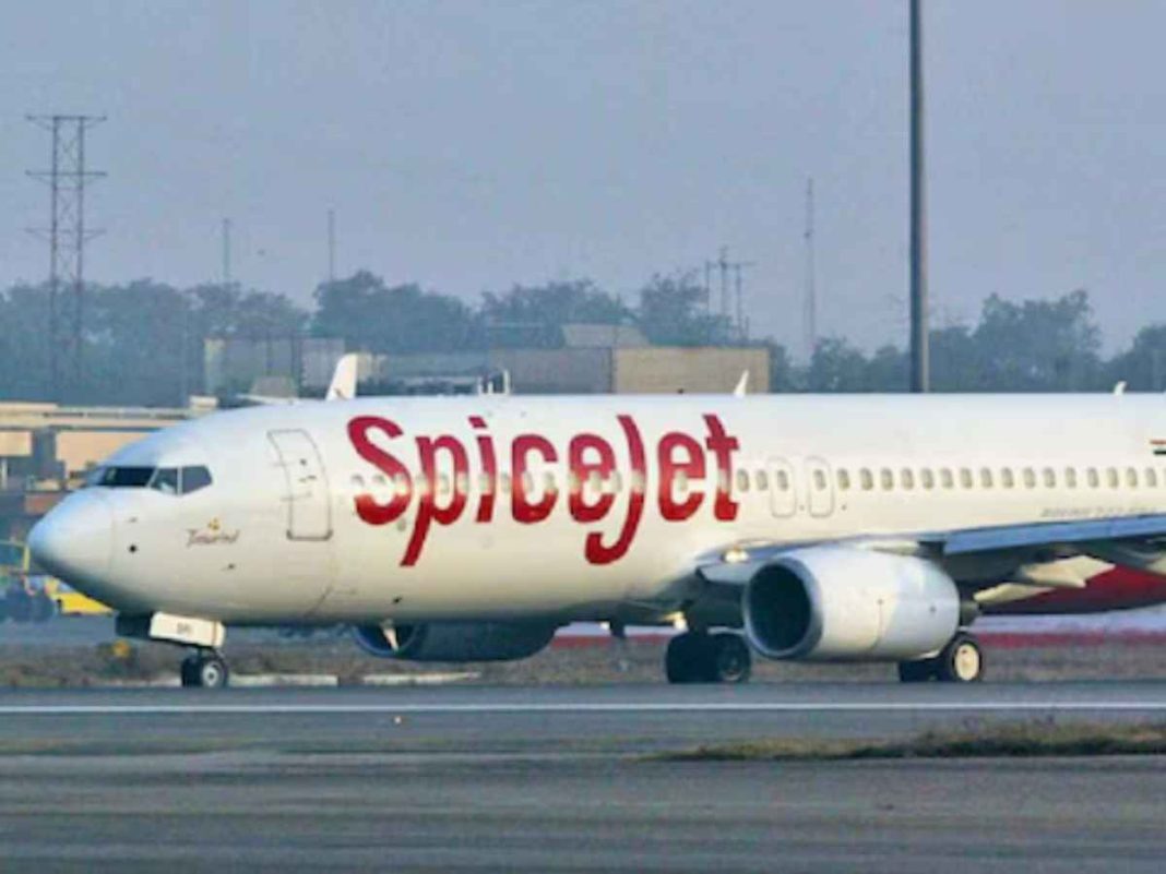 SpiceJet Sparks Fury at Mumbai Airport, Angry Passengers Shout ‘Spicejet Chor Hai’- But Why?