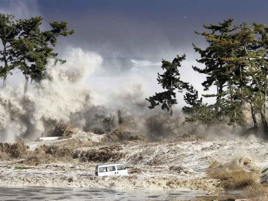 Pacific Rim Rocked: Magnitude 8.8 Earthquake Off Russia Triggers Tsunami Waves Across Japan, Hawaii, and U.S. West Coast