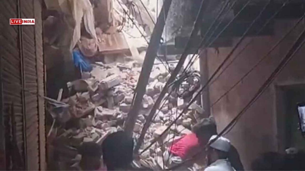 Delhi Building Collapse: Several Feared Trapped After 4-Storey Structure Falls in Welcome Area
