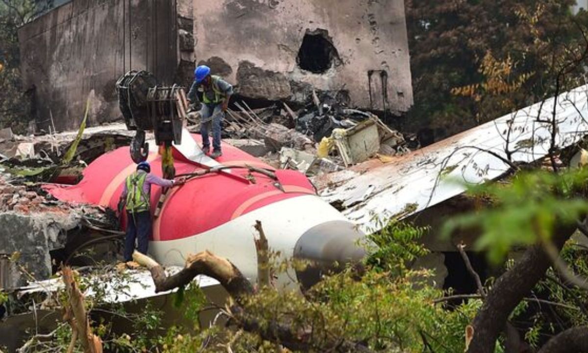 Mark D Martin Slams Air India Flight 171 Probe: ‘Pilots Being Blamed Unfairly’