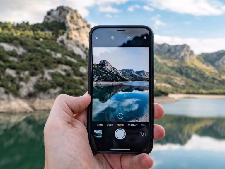 How to Click DSLR-like Portraits With Your iPhone: Step-by-Step Guide