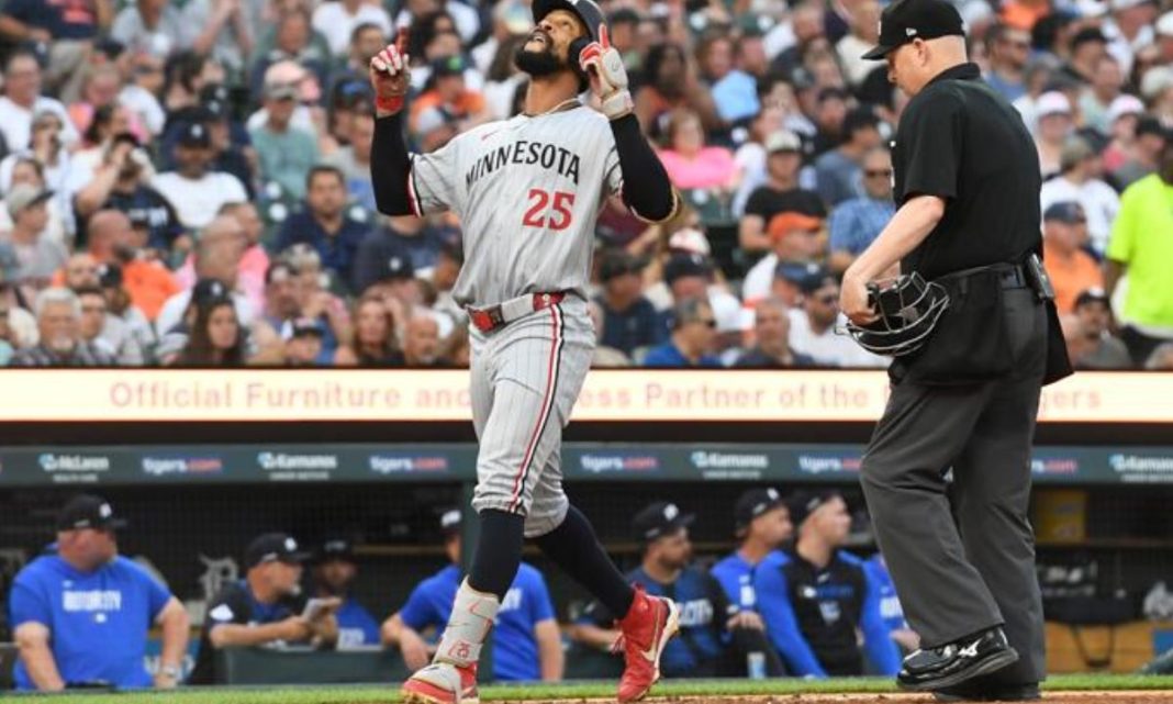 Byron Buxton of the Minnesota Twins has rib pain