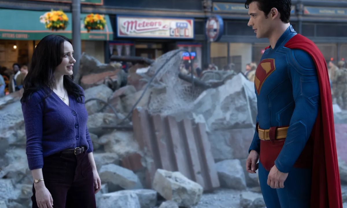 Did Rachel Brosnahan Just Witness Real Movie Magic on the Superman Set?
