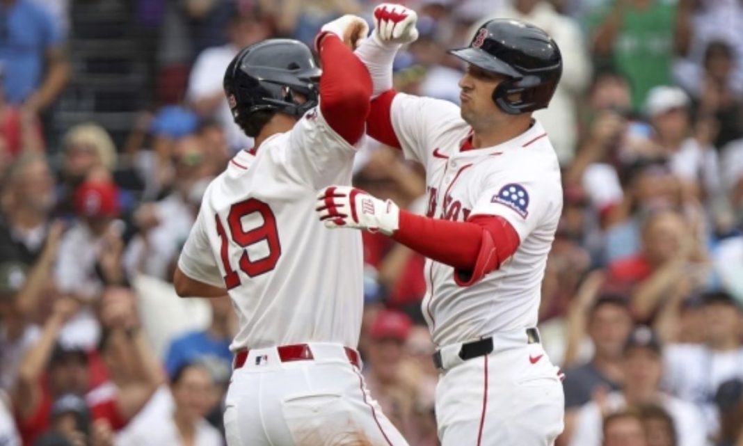 Red Sox score four runs, but the Twins win after Hicks had a bad day