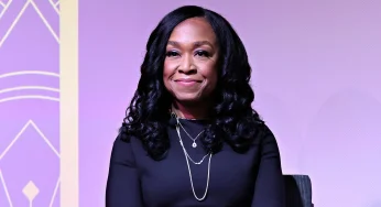 “20 Years Of TV Magic: Shonda Rhimes & Beers Reflect On ‘Grey’s Anatomy’ Legacy!”