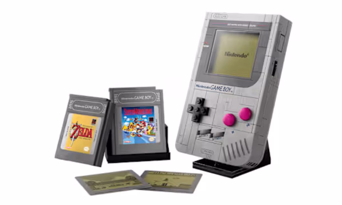 Nintendo Game Boy Immortalized in New LEGO Model
