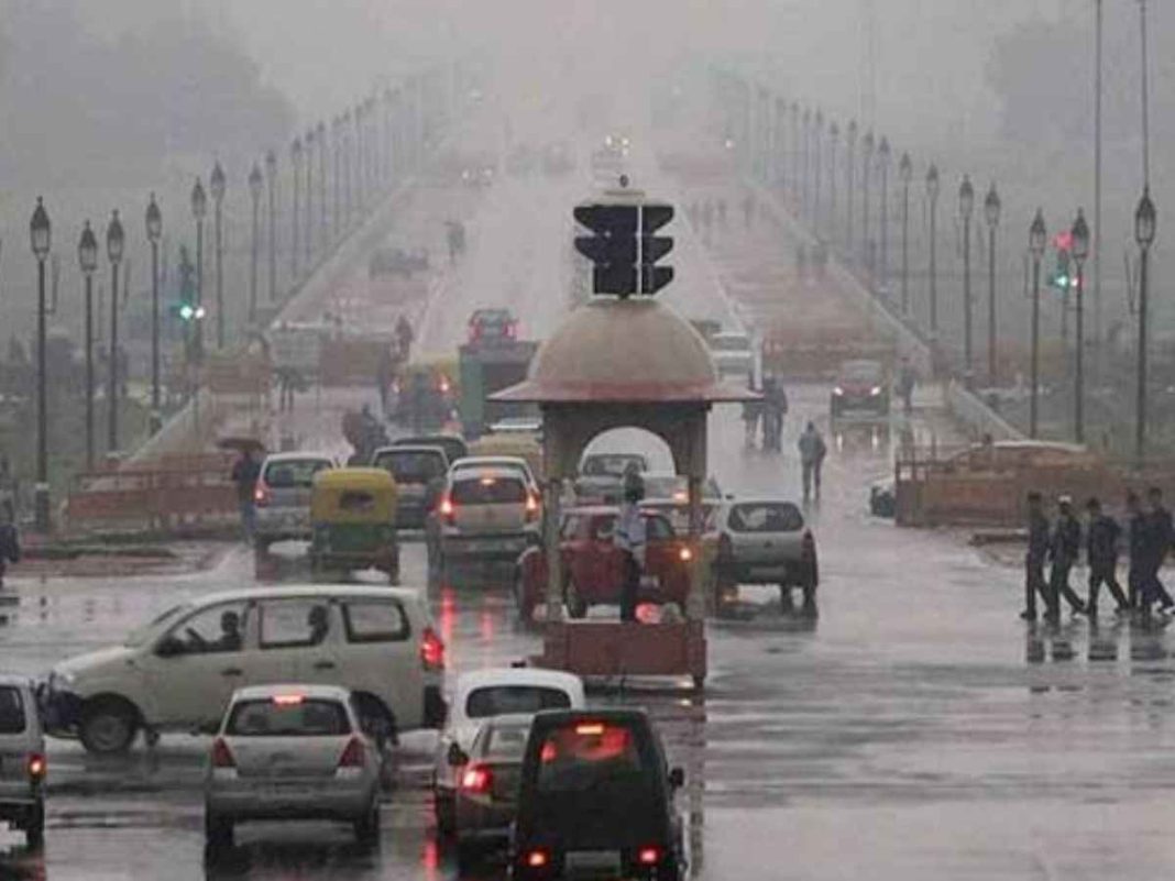 Weather Today: Rain, Thunderstorm Likely In Delhi; Orange Alert In Mumbai