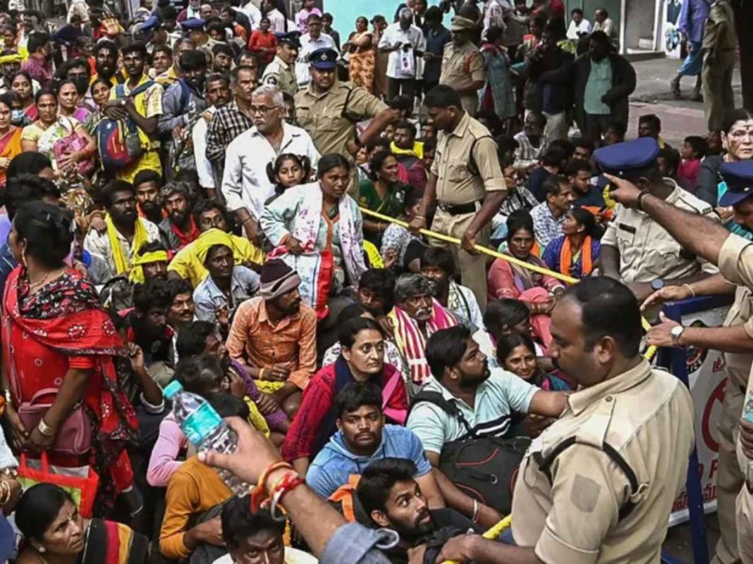 BREAKING NEWS! Six Devotees Killed in Mansa Devi Temple Stampede In Haridwar!
