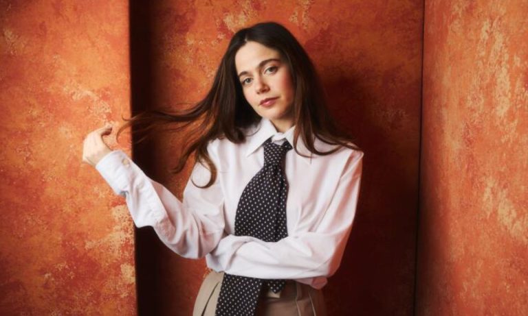 Molly Gordon's Secret Struggle: "I Can't Keep a Secret,"