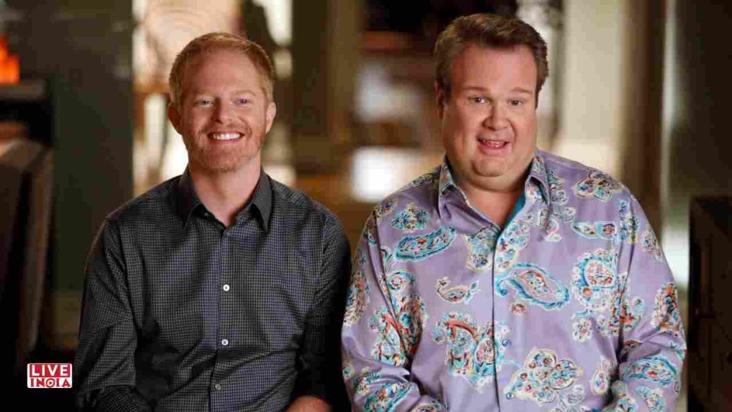 Jesse Tyler Ferguson Reflects on Pressure of Representing LGBTQ Community in Modern Family