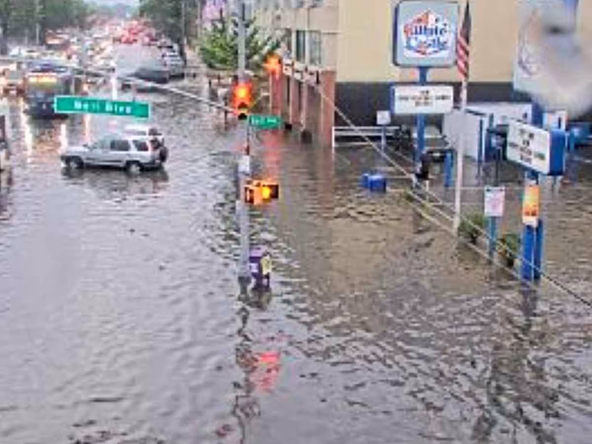 State Of Emergency Declared In NYC, New Jersey As Flash Floods Paralyze Region