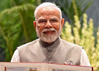 Delhi High Court Sets Aside CIC Order on PM Modi’s Degree, Rules DU Not Bound to Disclose Records Delhi High Court Sets Aside CIC Order on PM Modi’s Degree, Rules DU Not Bound to Disclose Records