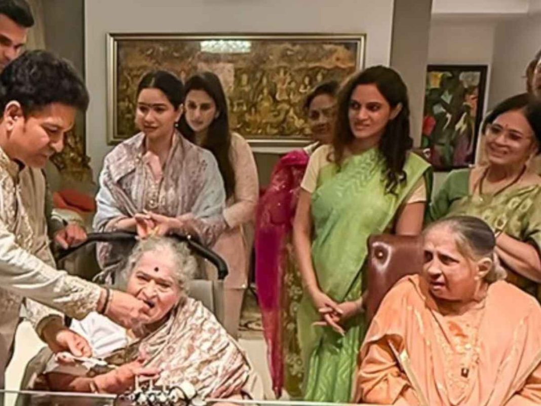 Arjun Tendulkar Rumoured Fiancee Saaniya Chandhok Joins Tendulkar Family In Birthday Celebrations