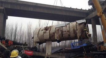 12 Dead, 4 Missing After Under-Construction Bridge Collapses in Northwest China