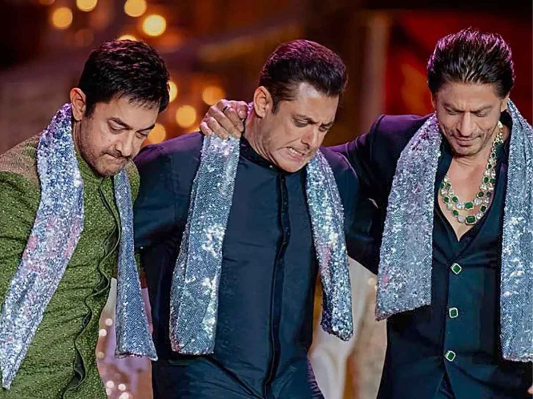 Aamir Khan Once Called Himself A 'Waiter' In Comparison To Salman And Shahrukh Khan