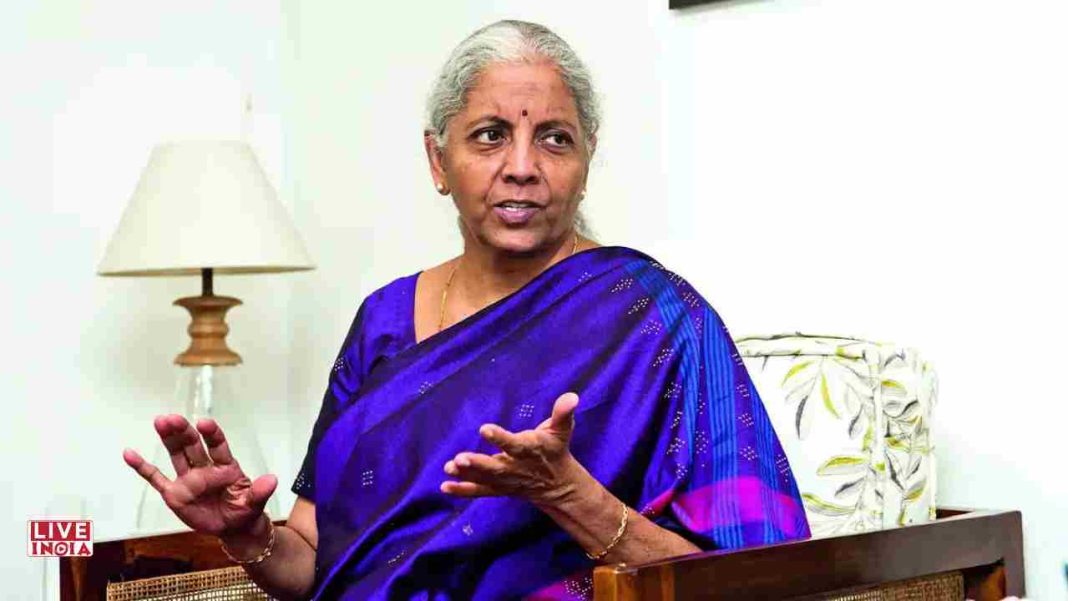 Sitharaman Rejects U.S. Warning, Confirms India Will Keep Buying Russian Oil