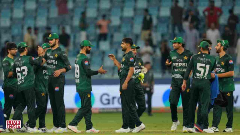 Pakistan Crushes UAE, Sets Up Asia Cup Super 4 Clash with India