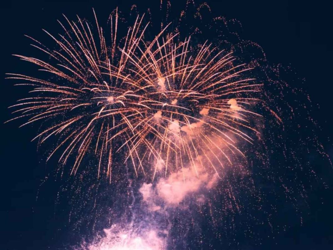 Supreme Court Upholds Firecracker Ban in Delhi-NCR, Permits Production of Green Crackers