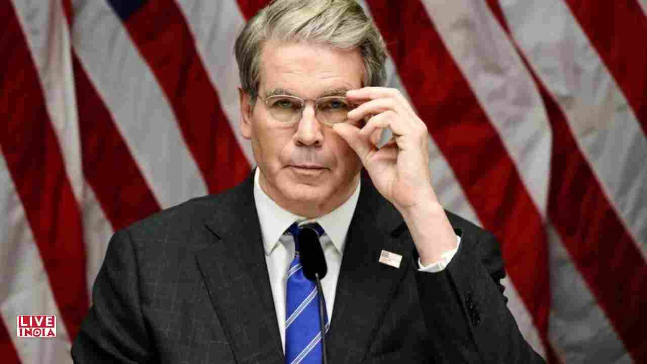 US Signals Tougher Sanctions as Russia Escalates Strikes on Ukraine, 22 Killed in Kyiv Attack