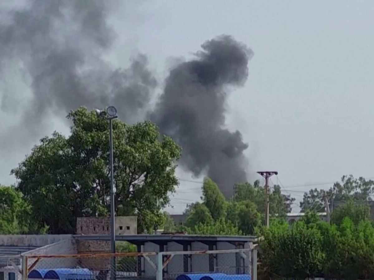 Pakistan Airstrikes Hit Afghanistan's Spin Buldak Amid Intensifying Clashes