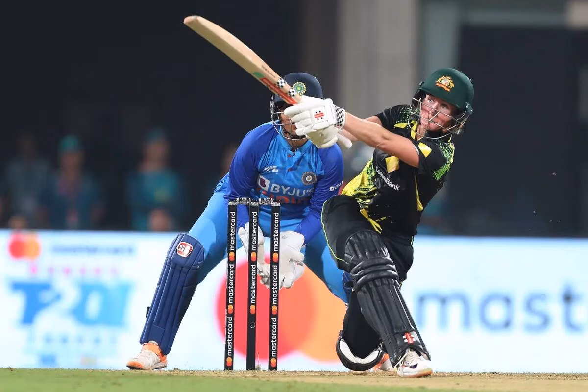 IND vs AUS 2nd T20I: Australia Win by 4 Wickets at MCG; Hazlewood, Marsh Lead Series to 1-0