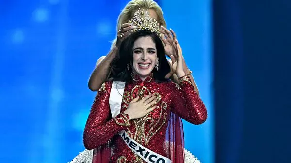 Mexico’s Fatima Bosch Crowned Miss Universe 2025
