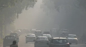 Delhi Chokes Under ‘Very Poor’ Air Quality as Smog Returns