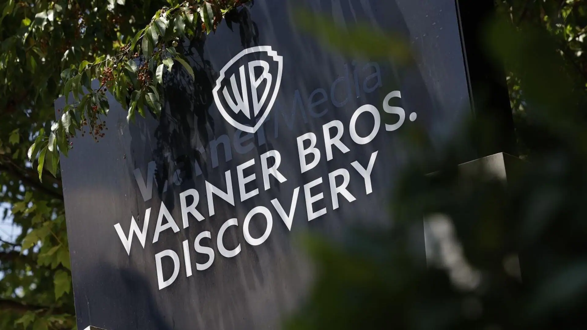 Warner Bros Set To Reject Paramount's $108.4 Billion Takeover Bid