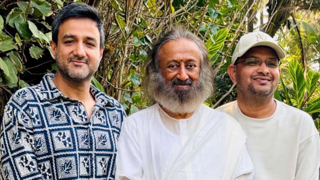 Siddharth Anand Meets Gurudev For White
