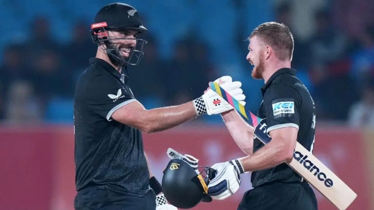 Daryl Mitchell, Glenn Phillips Smash Twin Tons vs India