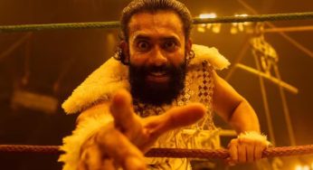 Mohanlal Buys First Ticket for Chatha Pacha