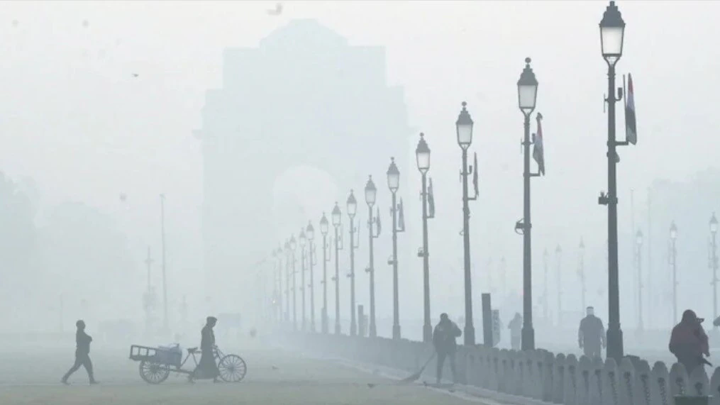 Delhi Wakes Up to Chilly Morning, AQI Improves