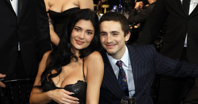 Timothée Chalamet Thanks Kylie After Winning Best Actor, Actress Gets Emotional