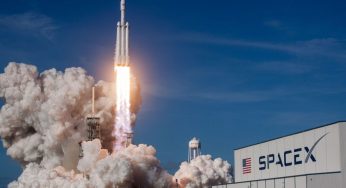 Rocketing Toward History: SpaceX Taps Wall Street Giants for Massive IPO