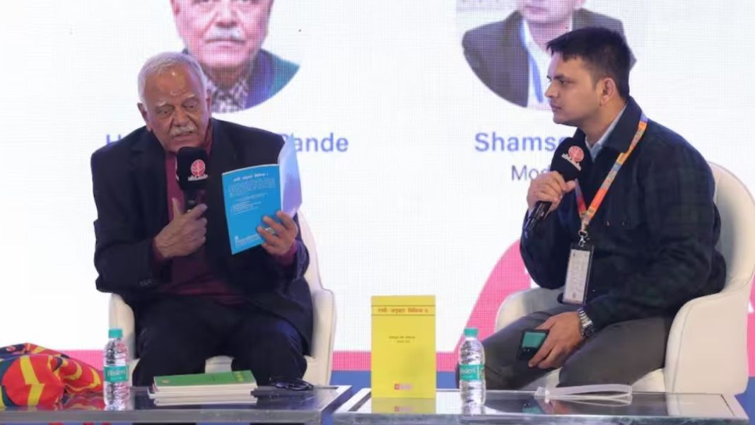 Navy Chief Praises Reading Culture at NDWBF