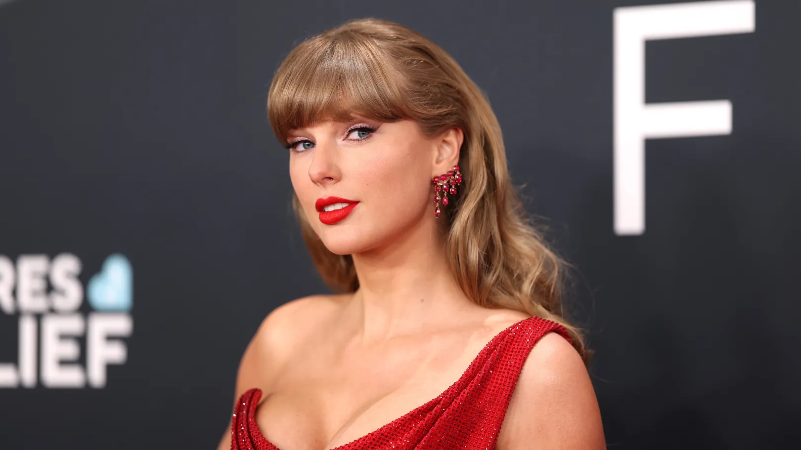 Taylor Swift NOT To Perform At Grammy Awards 2026?