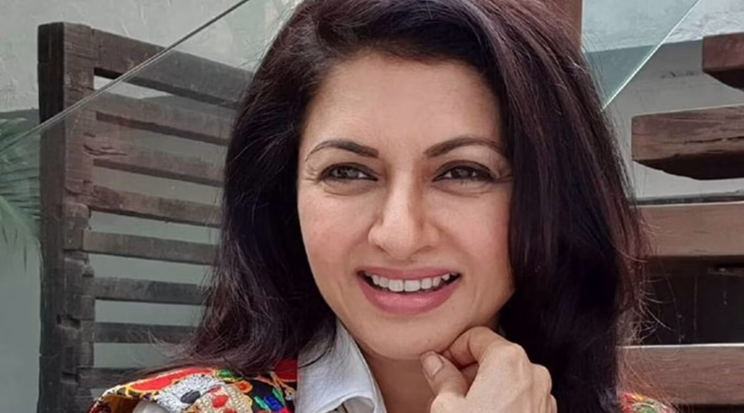 Bhagyashree Criticises ‘Uncomfortable Intimacy’ in Modern Films, Says Bold Stories Don’t Need Excess