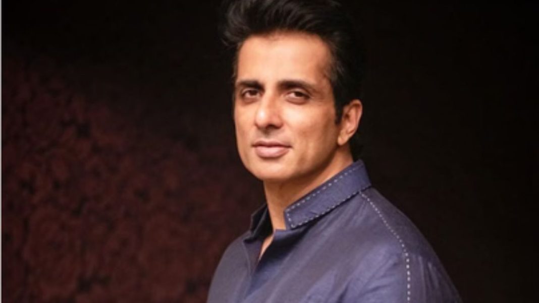 Sonu Sood Sends Oxygen Aid