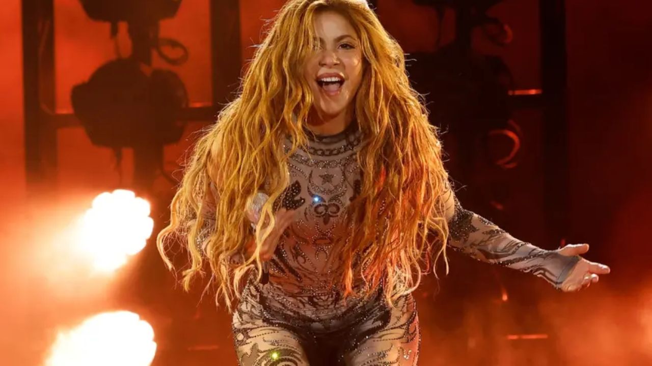 Shakira Announces India Tour After 18 Years