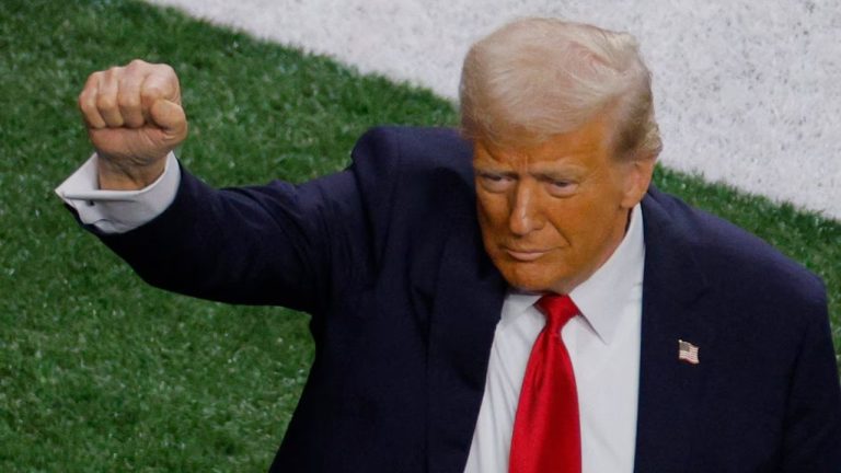 Donald Trump Touts ‘Unlimited’ US Munitions