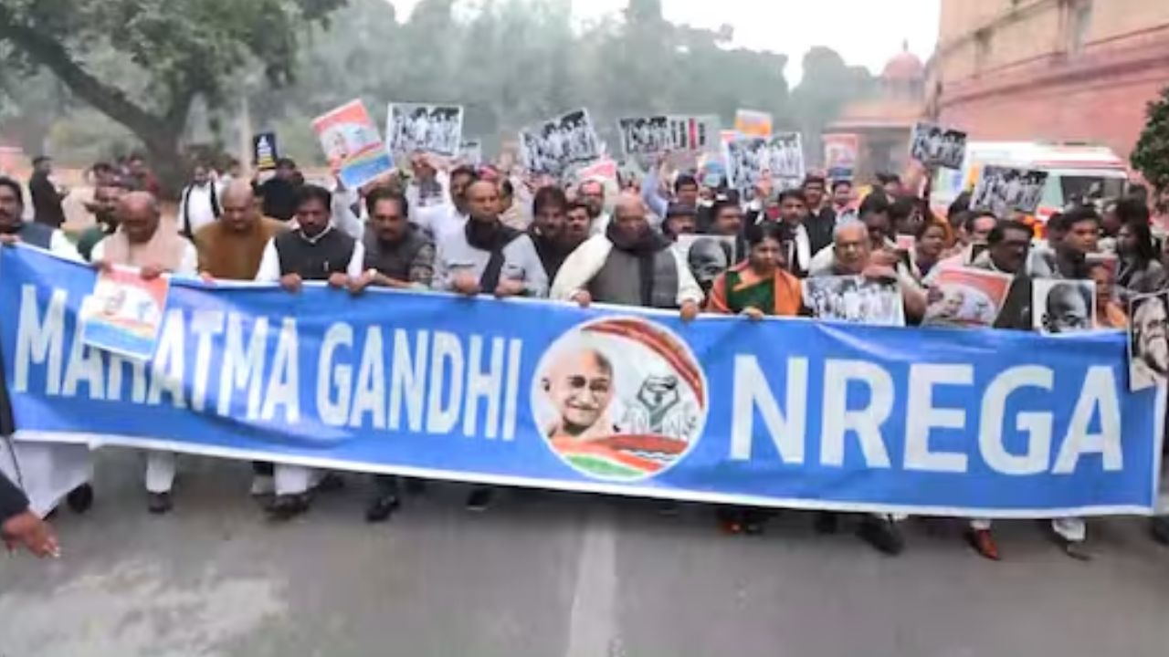 Congress Protests MNREGA Renaming in Lucknow