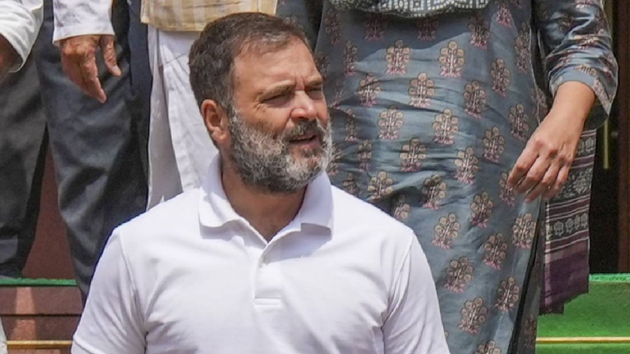 Rahul Gandhi Appears In Sultanpur Court