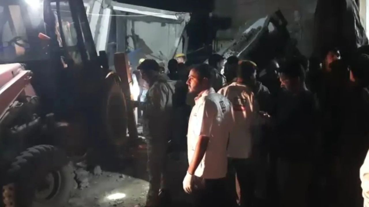 Kota Restaurant Collapse Kills Two