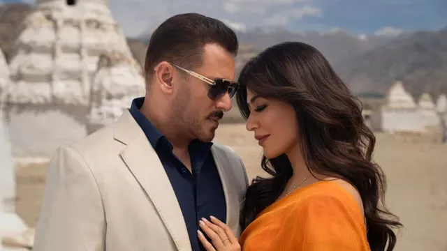 Salman Khan & Chitrangda Singh’s Romantic Track ‘Main Hoon’ from Battle of Galwan Divides the Internet on Valentine’s Day