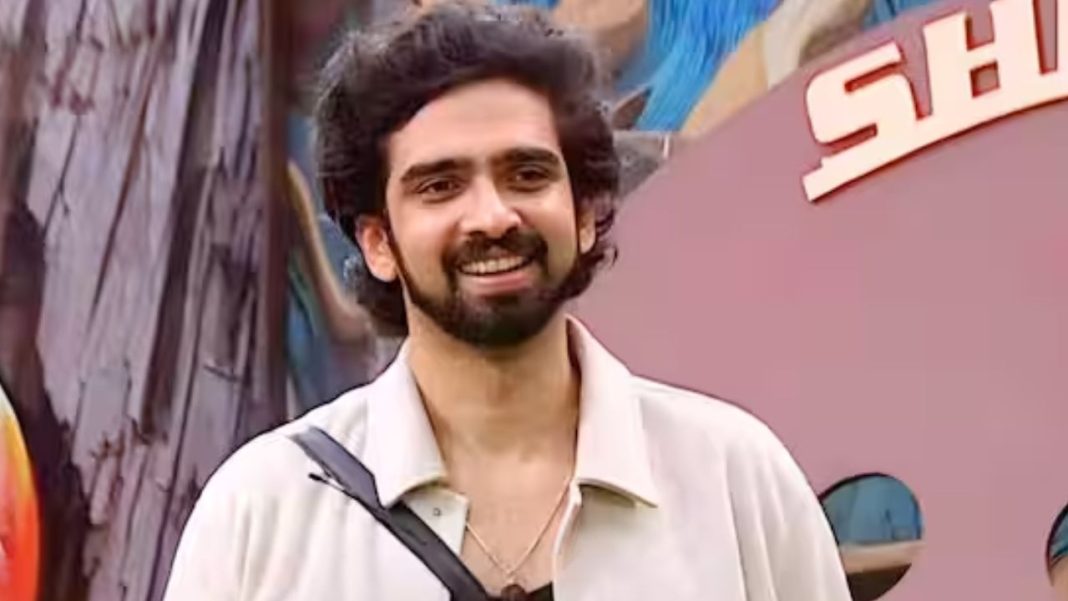 Amaal Mallik Hits Back at Bot Accusations