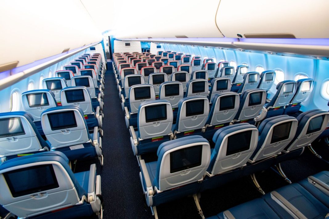 Economy Cabin Space Shrinks as Airlines Focus on Premium Seats