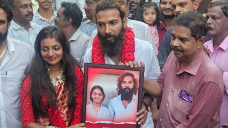 Who Is Monalisa’s Husband Farman Khan?