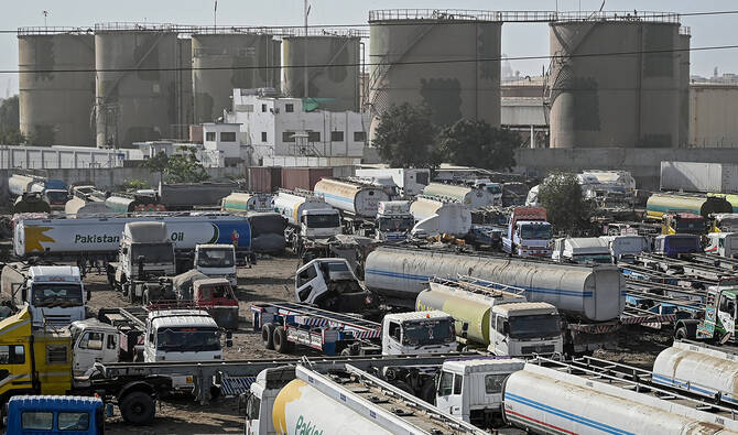 Pakistan’s Fuel Reserves Near Critical Levels Amid Middle East Disruptions